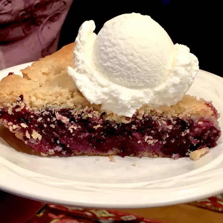 marry-me-blue-berry-pie