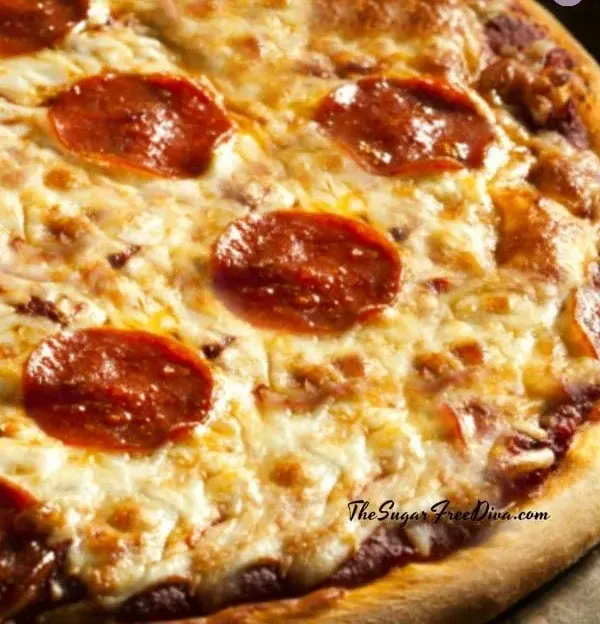 mediterranean-carbquik-pizza-crust