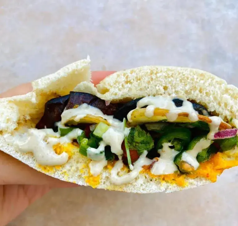 middle-eastern-vegan-eggplant-sandwich