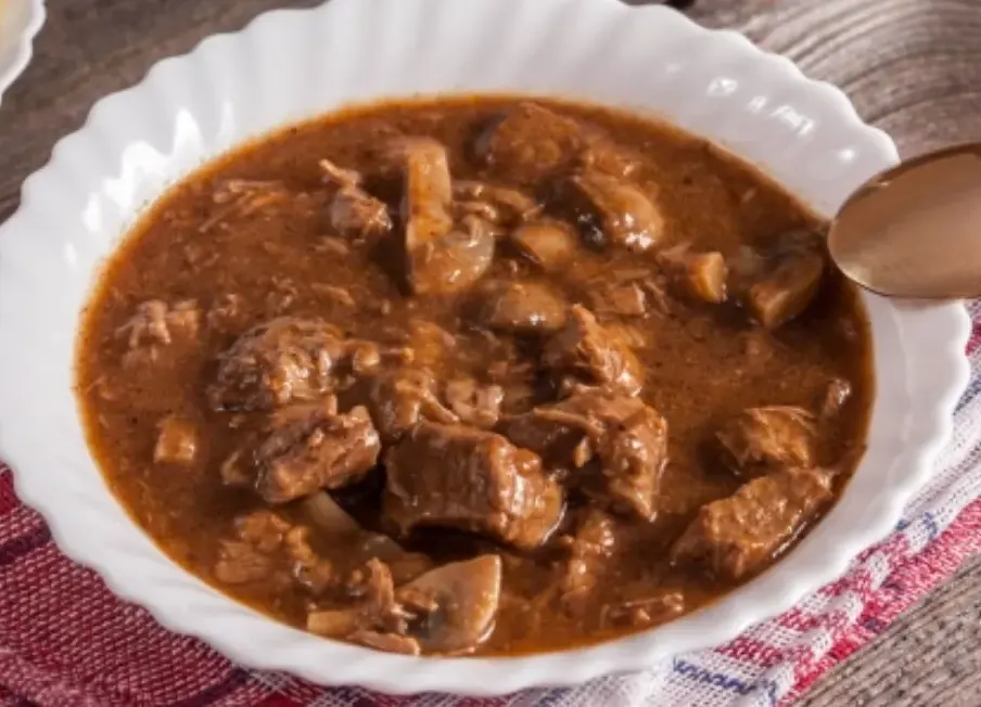 mushroom-and-beef-goulash