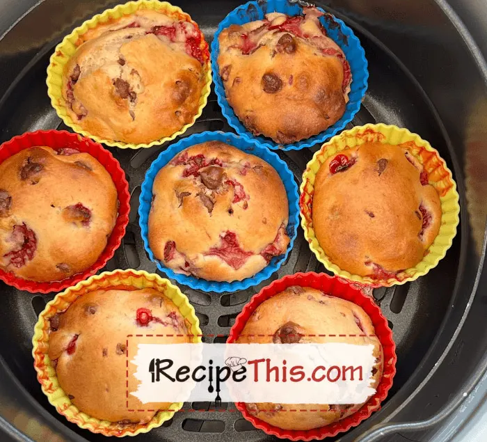 ninja-foodi-strawberry-muffins