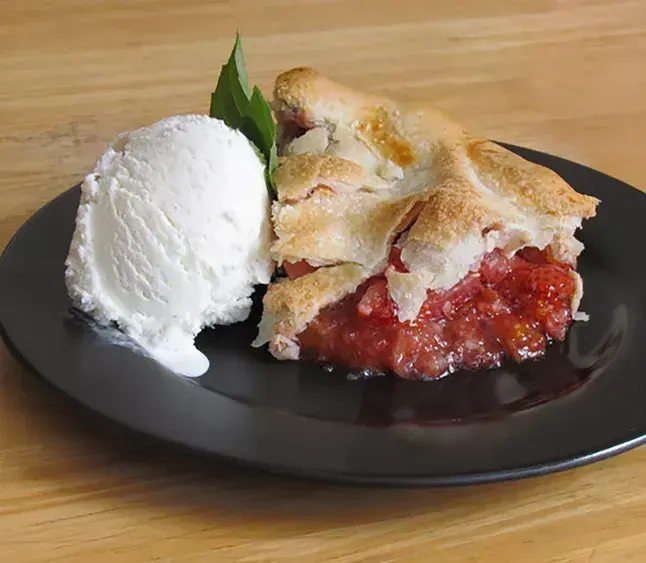 orange-kissed-strawberry-rhubarb-pie