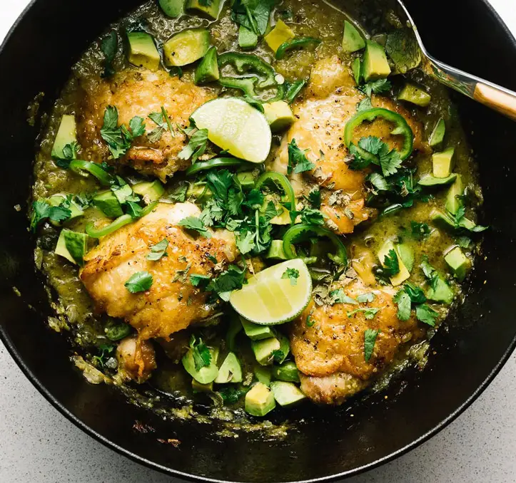 oven-baked-hatch-chile-salsa-verde-honey-chicken-thighs