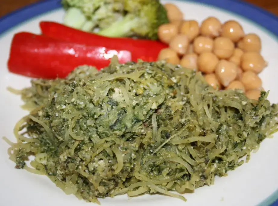 pesto-spaghetti-squash