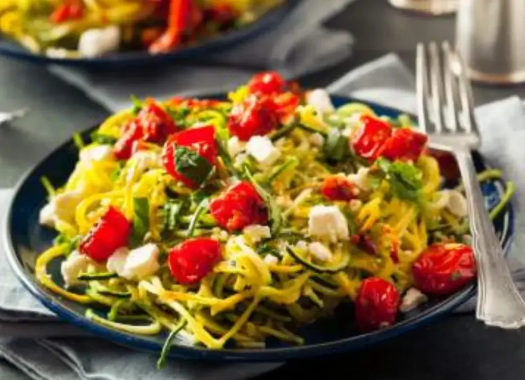 pesto-zucchini-noodles-with-grilled-chicken