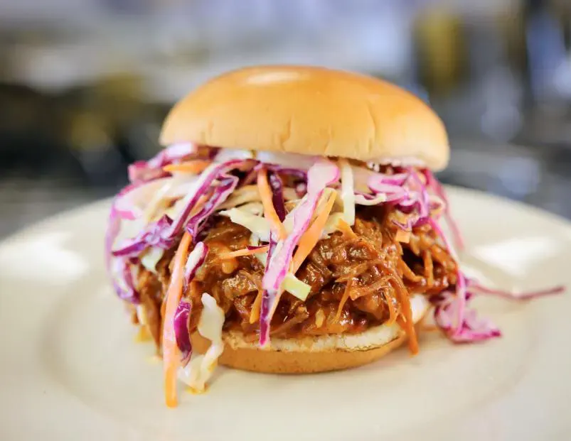 pulled-pork-sliders-with-coleslaw