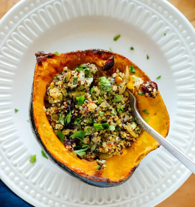 quinoa-stuffed-acorn-squash