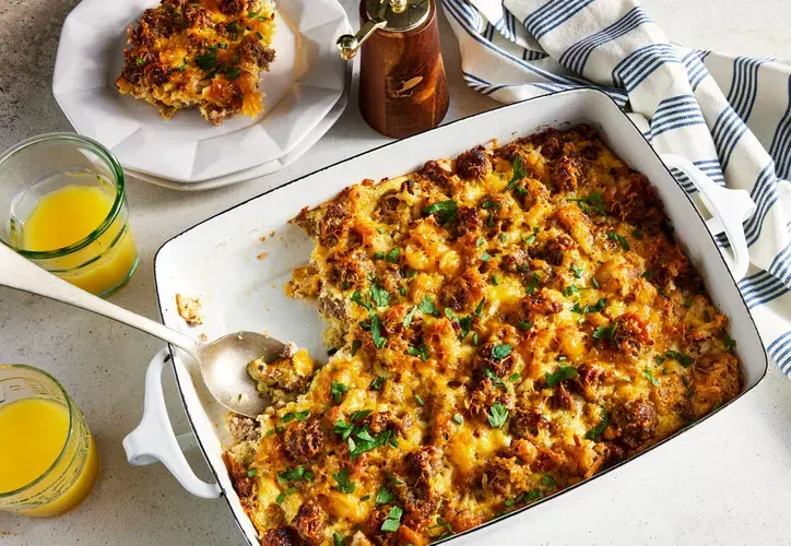 sausage-hash-brown-breakfast-casserole