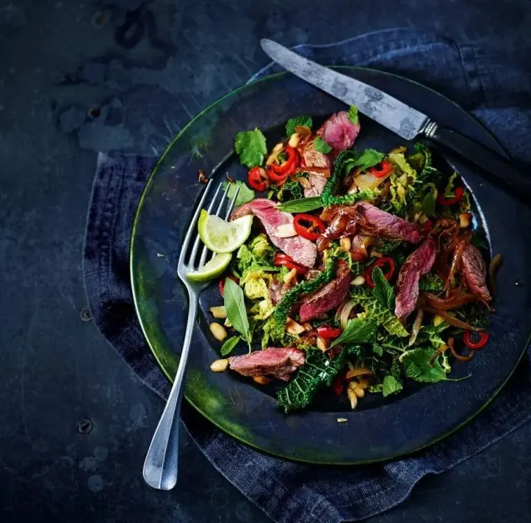 savoy-cabbage-and-beef-stir-fry