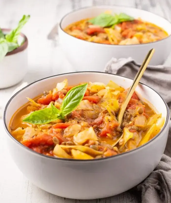 savoy-cabbage-and-lentil-soup