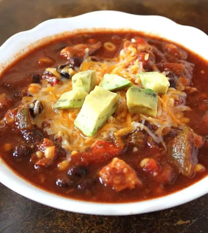 skinny-crockpot-chicken-chili