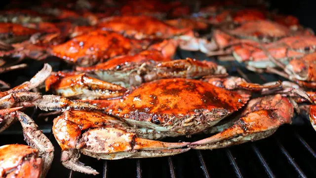 smoked-blue-crabs