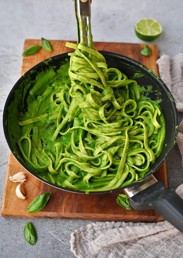 spinach-pasta-sauce