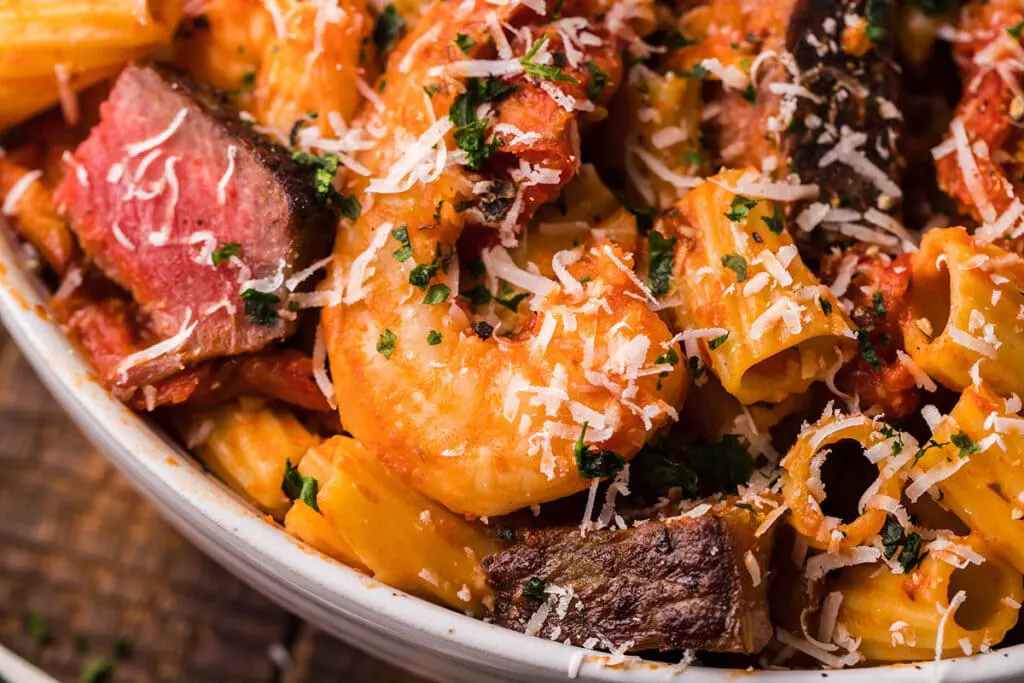 steak-and-shrimp-pasta