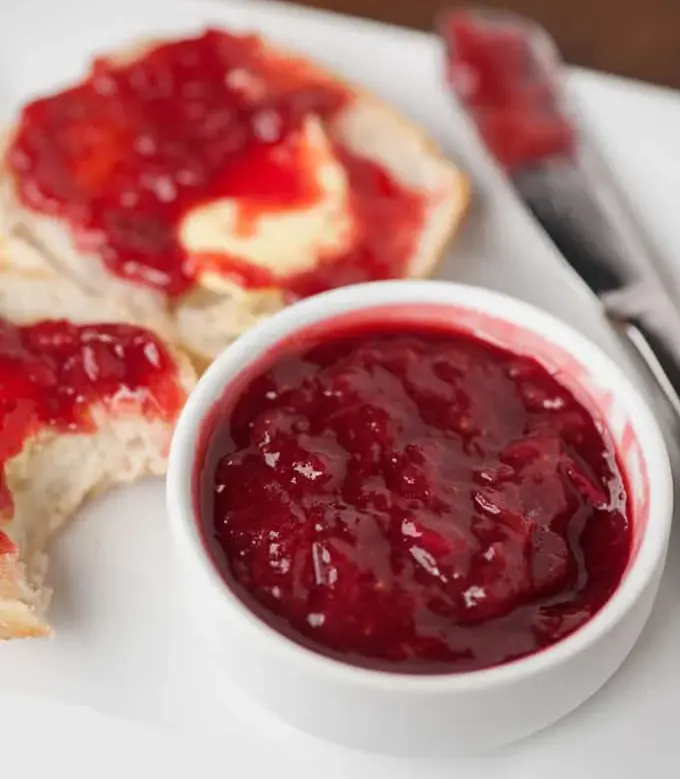 strawberry-rhubarb-jam