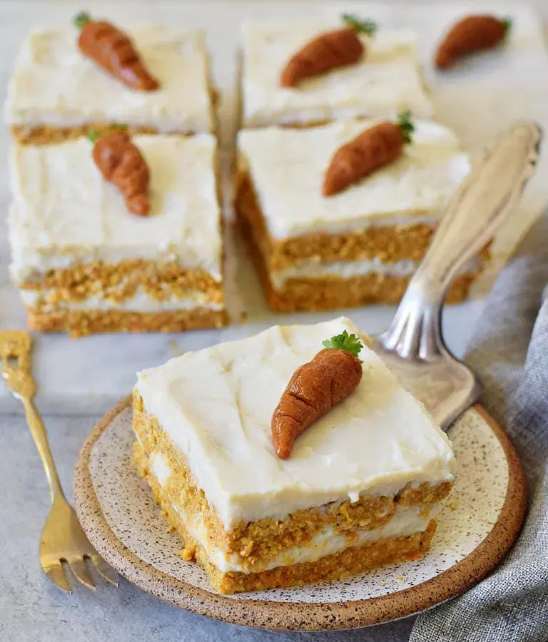 sugar-free-vegan-carrot-cake