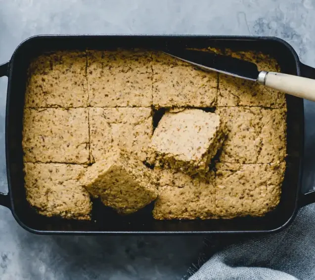 sweet-corn-bread-with-mapple-cinnamon-butter