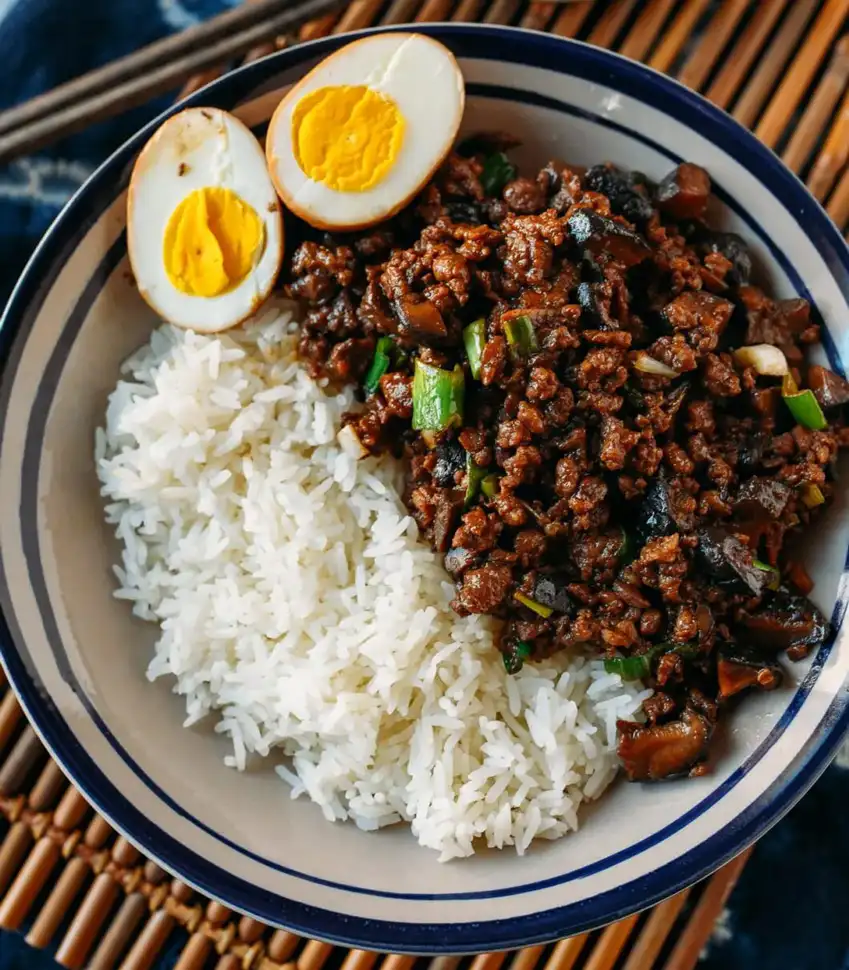 taiwanese-braised-minced-pork-over-rice