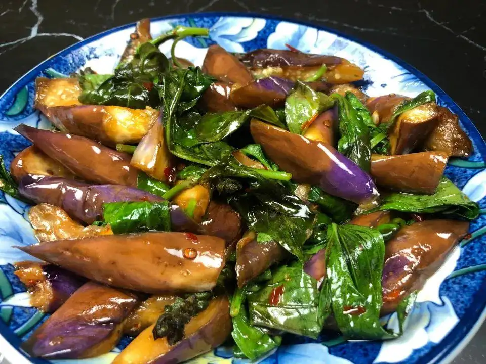 thai-basil-eggplant-stir-fry