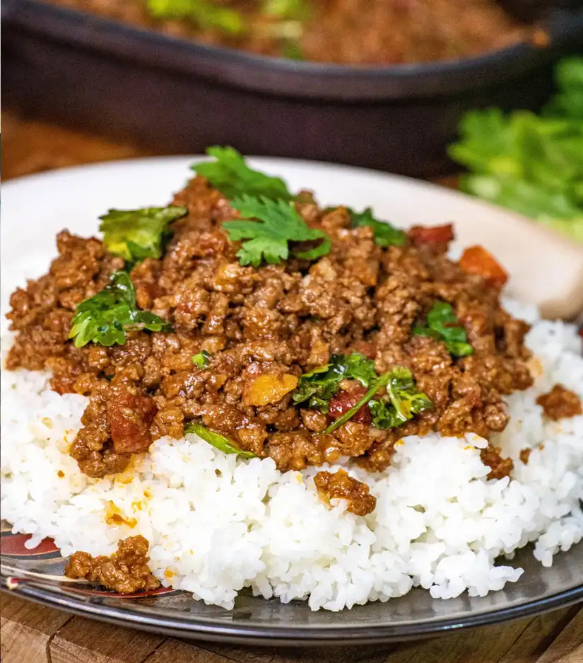 thai-ground-pork-curry