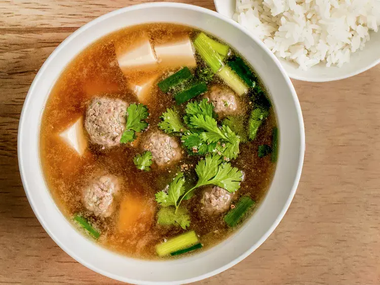 thai-tofu-and-pork-soup