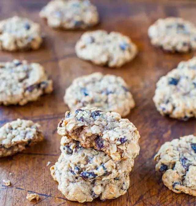 thick-and-chewy-oatmeal-raisin-cookies