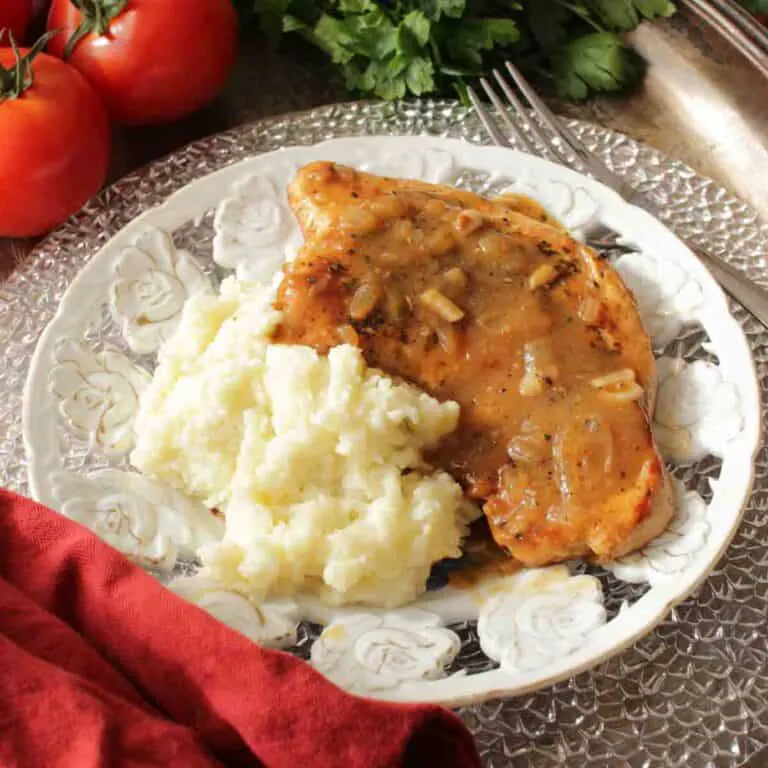 turkey-cutlets-with-gravy