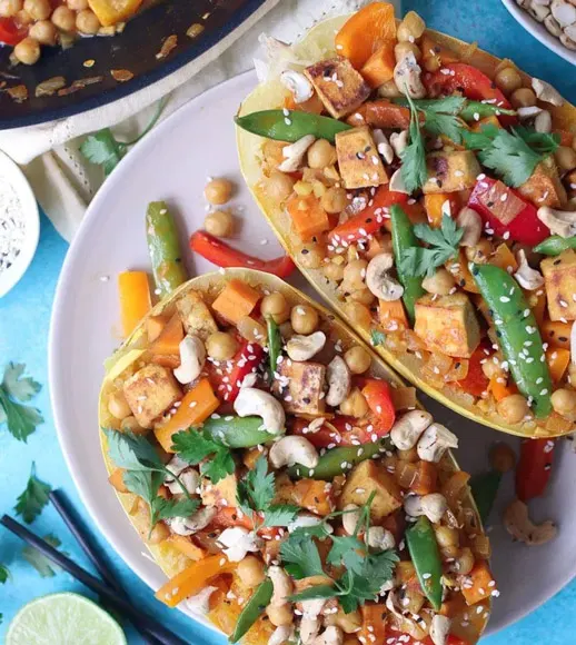 vegan-curry-with-spaghetti-squash-noodles