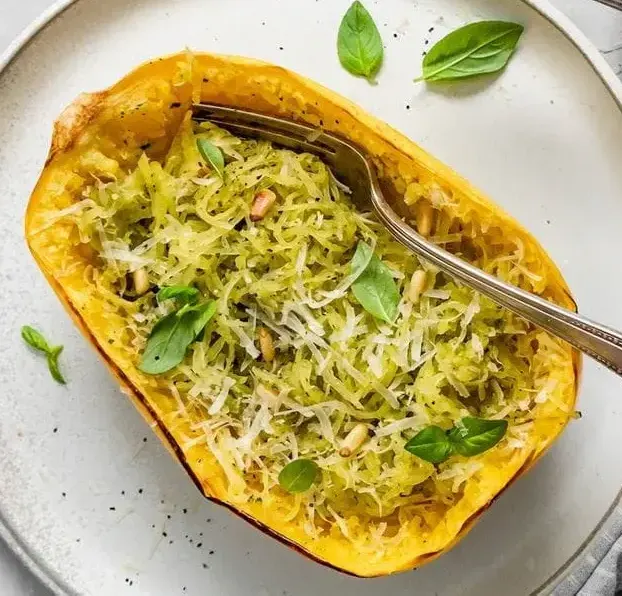 vegan-pesto-spaghetti-squash