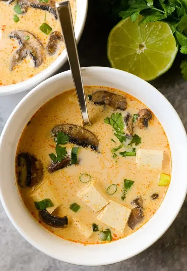 vegan-thai-coconut-soup