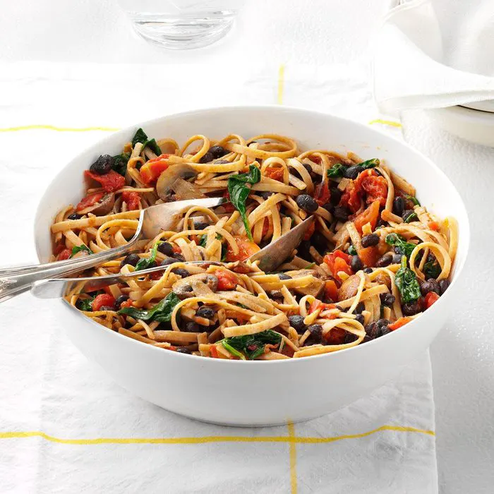 vegetable-black-bean-pasta