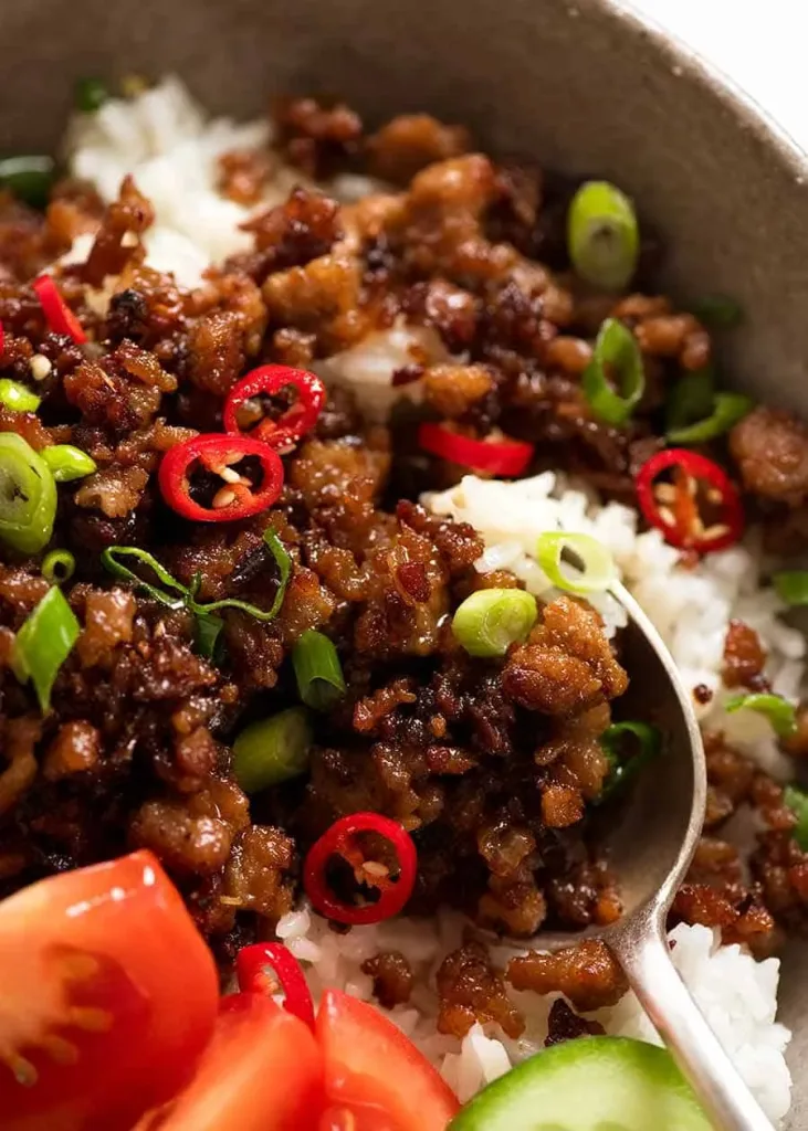 vietnamese-caramelized-pork-bowl